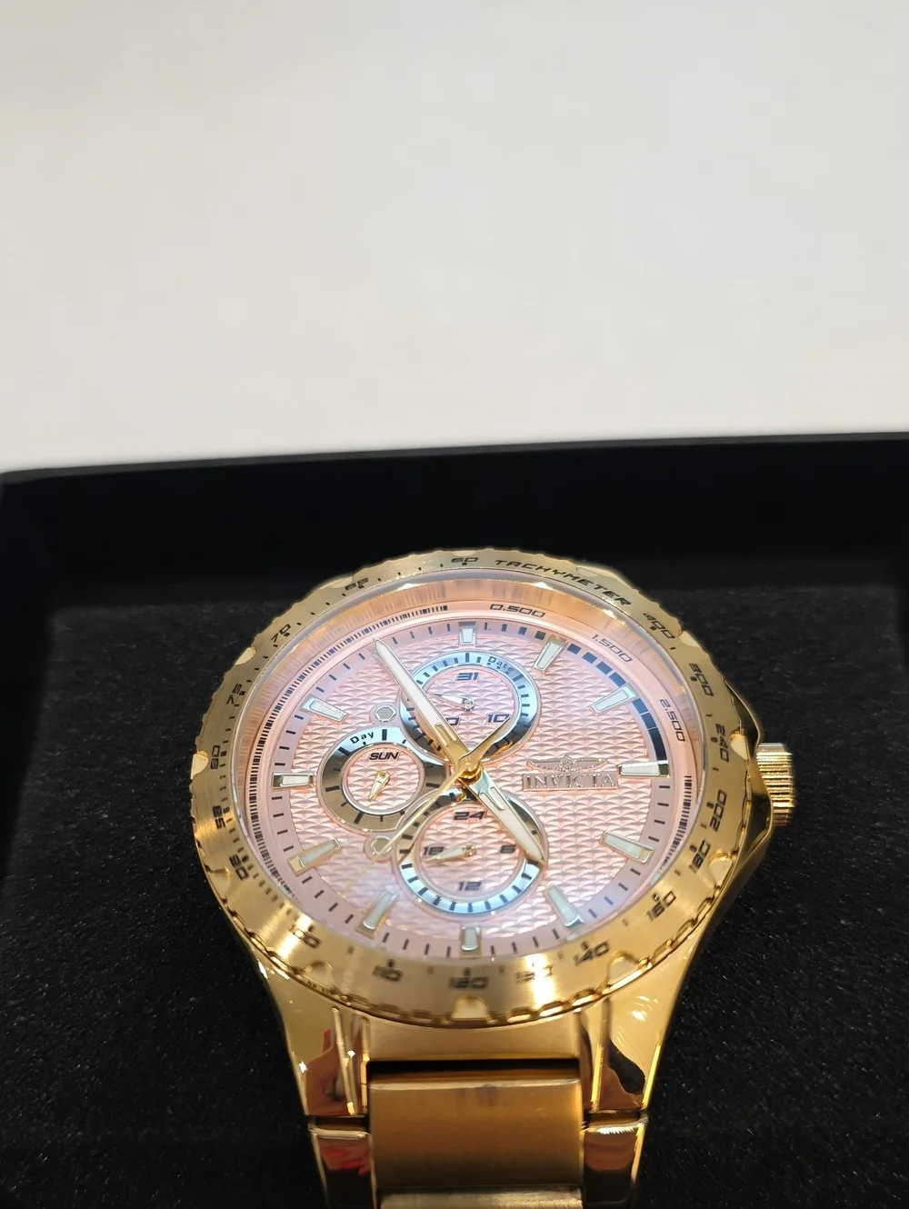 564. Invicta Aviator Men's Watch - 44mm. Gold (50105)